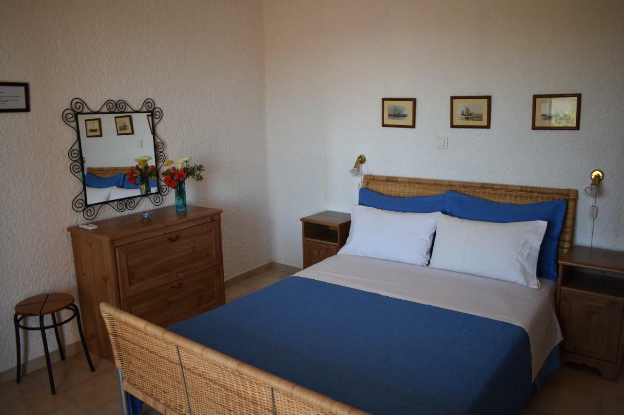 Eriketi Studios Agia Marina  Екстер'єр фото