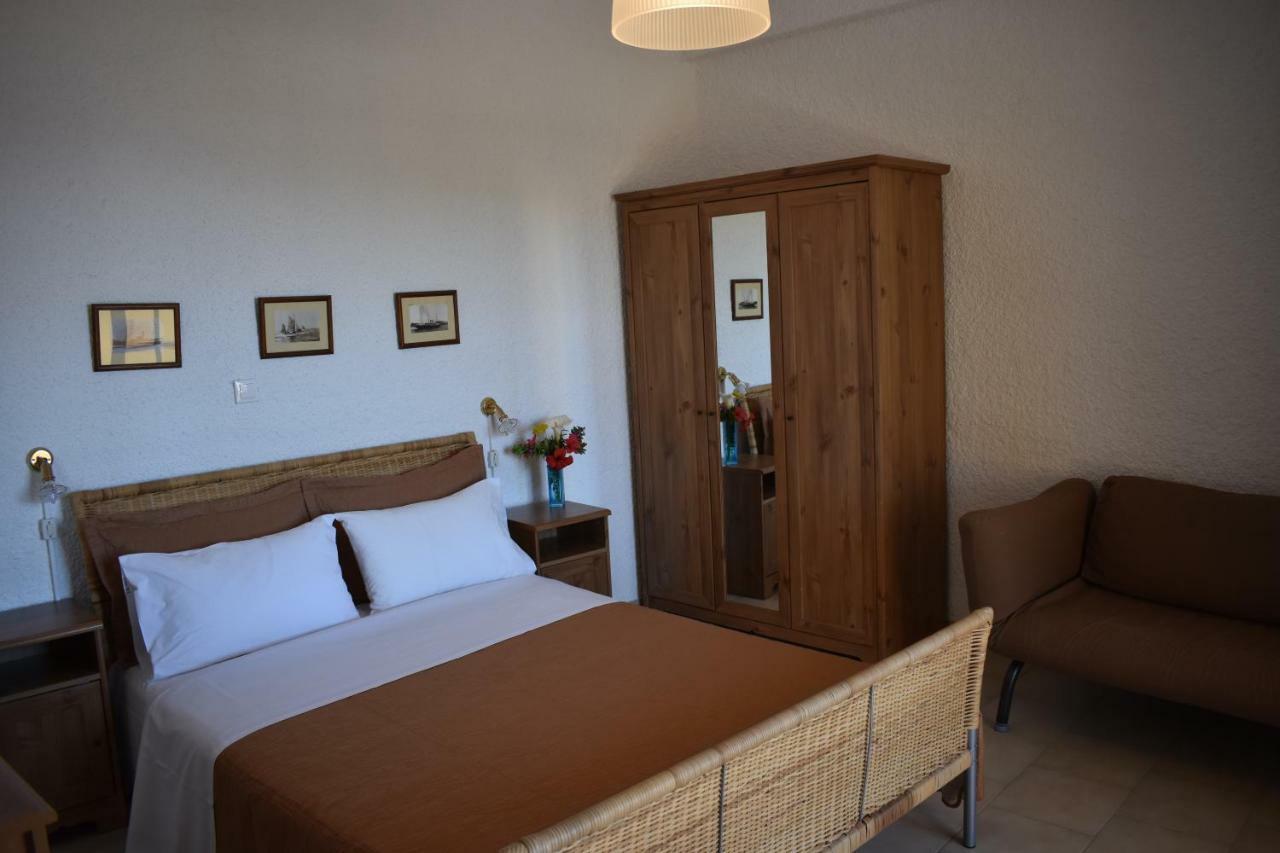 Eriketi Studios Agia Marina  Екстер'єр фото