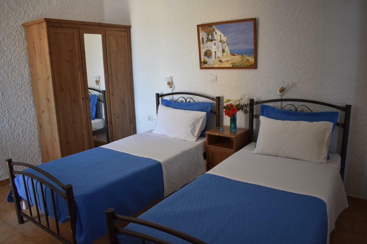 Eriketi Studios Agia Marina  Екстер'єр фото